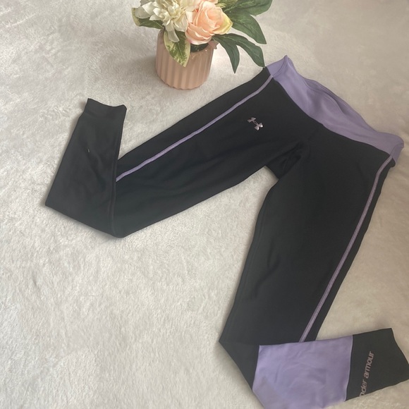 Under Armour Pants - Under Armour Size Small Purple & Black Compression Leggings